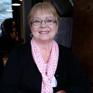 Meet your Posher, Stephanie